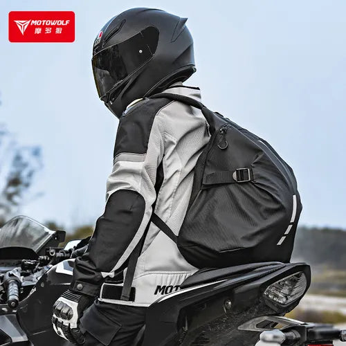 MOTOWOLF MDL-0726 — Sac à dos étanche moto