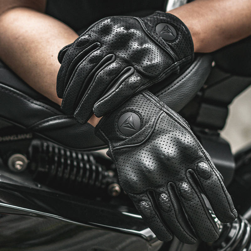 MOTOWOLF MDL-0302 — Gants moto en cuir (perforés, mi-saison)